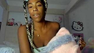 naomisimone