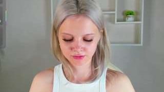 amanda-whi1e