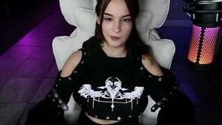 angiefaee